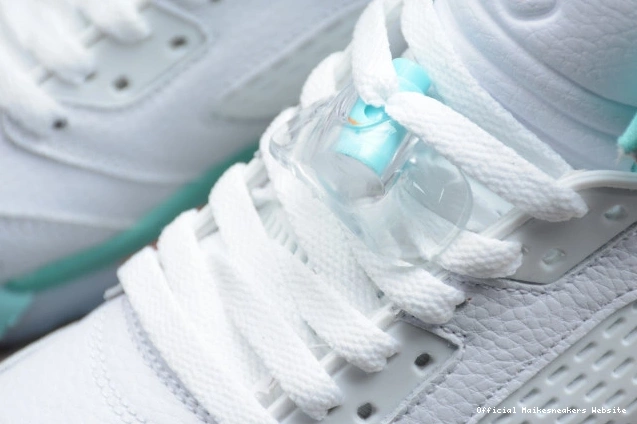 Official Maikesneakers 440892-100 Light Air GS 5 Aqua Jordan 0803